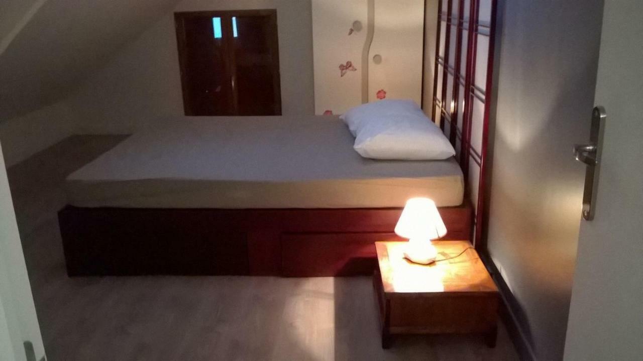 Maison Duplex & Appartement Sur Cour La Ferte-Gaucher Ngoại thất bức ảnh