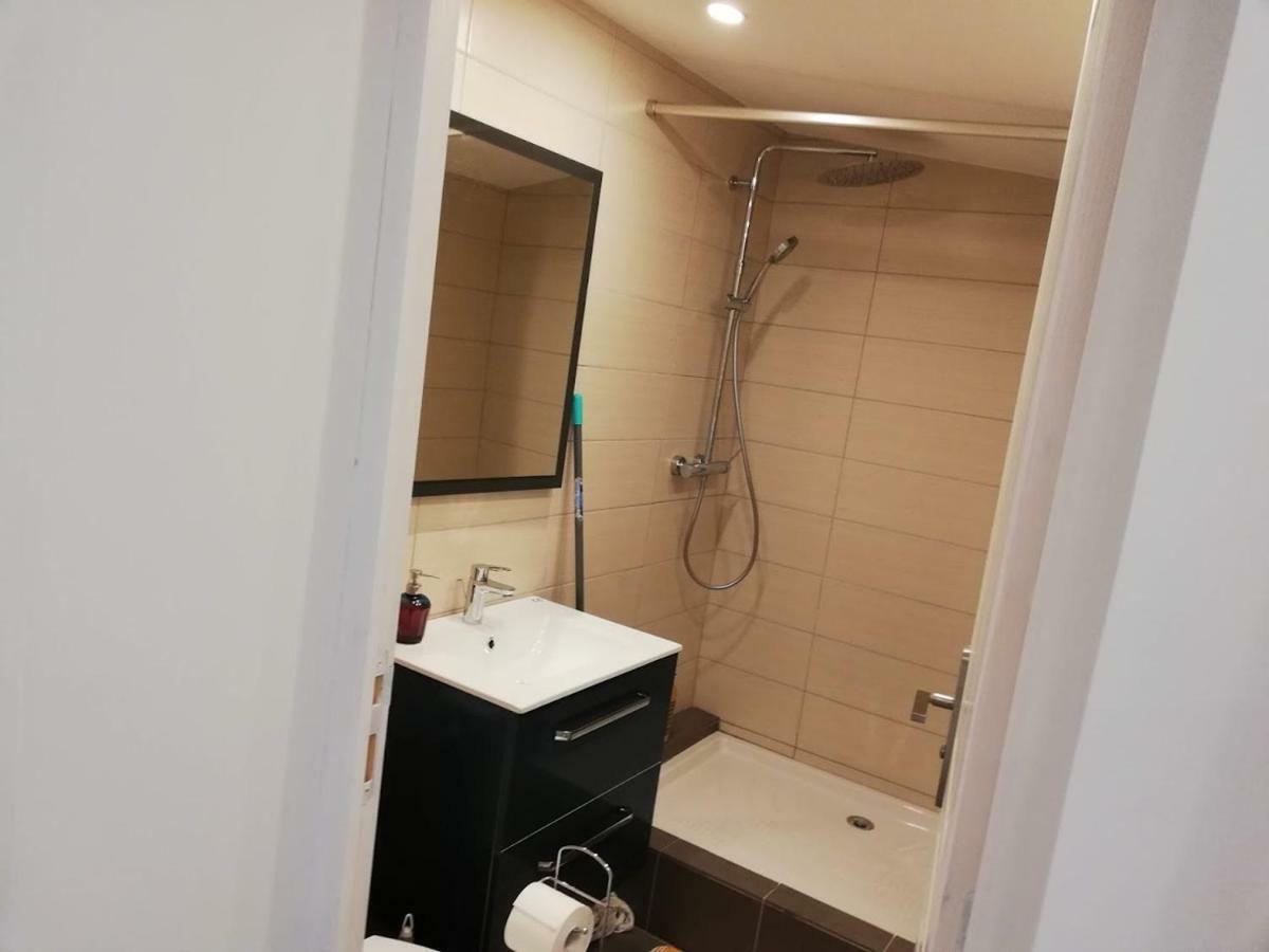 Maison Duplex & Appartement Sur Cour La Ferte-Gaucher Ngoại thất bức ảnh